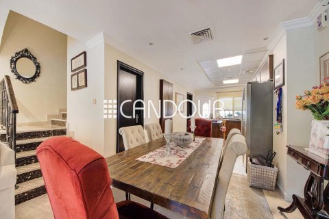 Řadový dům v Jumeirah Village Circle, Dubai, SAE 3 ložnice, 272.9 m² Č.: 605507 - fotografie 4