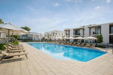 Adosado en alquiler en Arabian Ranches 3, Dubai, EAU 3 dormitorios, 202.52854000 m2 № 596504 - foto 5