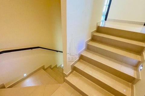 Dupleks di Corniche Road, Abu Dhabi, UAE 2 bilik tidur, 171 meter persegi № 591793 - foto 14
