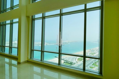 Dupleks di Corniche Road, Abu Dhabi, UAE 2 bilik tidur, 171 meter persegi № 591793 - foto 3