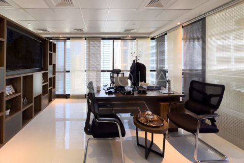 Müüa kontor asukohaga Jumeirah Lake Towers, Dubai, AÜE: 115.7 m² Nr 585003 - pilt 3