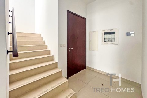 Řadový dům v Town Square, Dubai, SAE 4 ložnice, 228 m² Č.: 595543 - fotografie 5