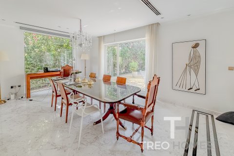 Vilë në Jumeirah Park, Dubai, Emiratet e Bashkuara Arabe 3 dhoma gjumi, 328 m2. № 595564 - Foto 7
