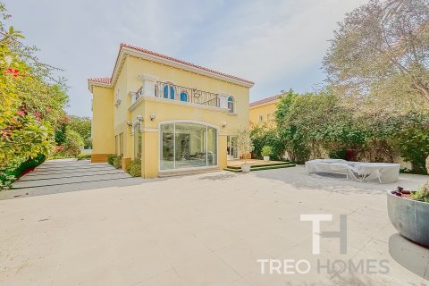 Vilë në Jumeirah Park, Dubai, Emiratet e Bashkuara Arabe 3 dhoma gjumi, 328 m2. № 595564 - Foto 2