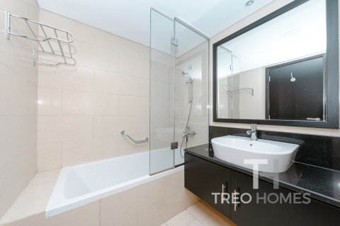 Apartman u Jumeirah Lake Towers, Dubai, UAE 3 spavaćih soba, 225 m2 Br. 595544 - fotografija 6