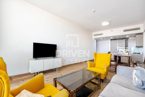Apartment in Al Furjan, Dubai, UAE 1 bedroom, 90 sq.m. № 602003 - photo 1