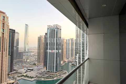 Apartment in Jumeirah Lake Towers, Dubai, UAE 2 bedrooms, 109.90424900 sq.m. № 600002 - photo 7