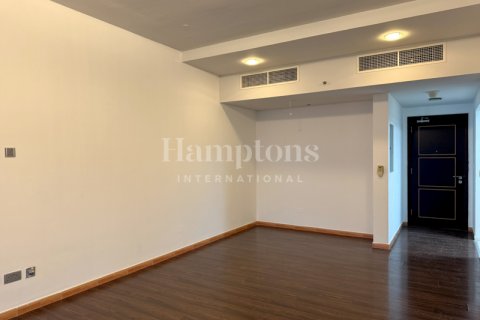 Apartment in Jumeirah Lake Towers, Dubai, UAE 2 bedrooms, 109.90424900 sq.m. № 600002 - photo 4