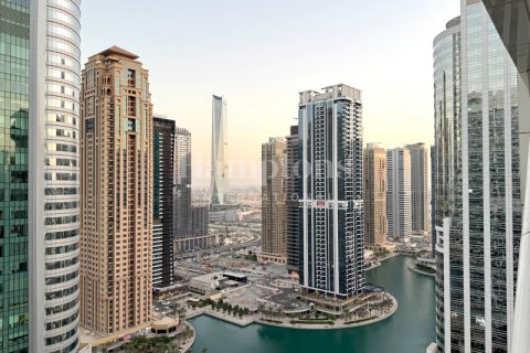 Apartment in Jumeirah Lake Towers, Dubai, UAE 2 bedrooms, 109.90424900 sq.m. № 600002 - photo 9