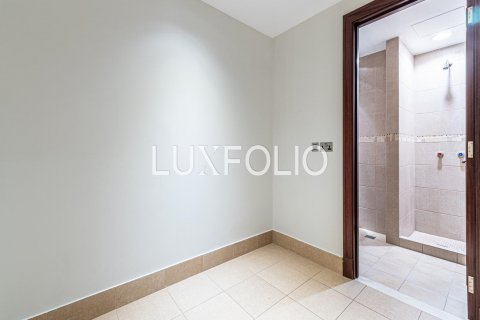 Apartment in Old Town, Dubai, UAE 3 bedrooms, 183 sq.m. № 627532 - photo 10