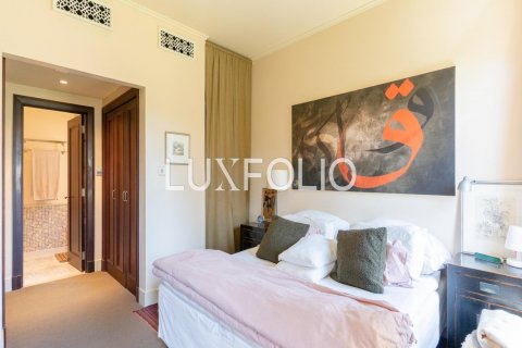 Apartment in Old Town, Dubai, UAE 1 bedroom, 90 sq.m. № 627492 - photo 7