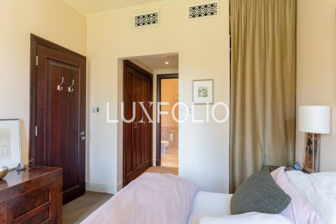 Apartment in Old Town, Dubai, UAE 1 bedroom, 90 sq.m. № 627492 - photo 8