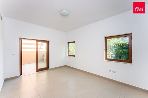 Vilë në Al Furjan, Dubai, Emiratet e Bashkuara Arabe 3 dhoma gjumi, 224 m2. № 569798 - Foto 7