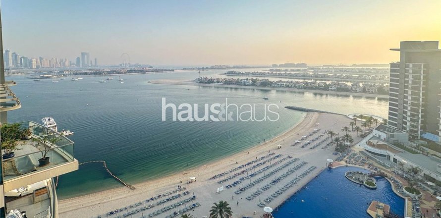 Penthouse in Palm Jumeirah, Dubai, UAE 4 bedrooms, 493 sq.m. № 625798