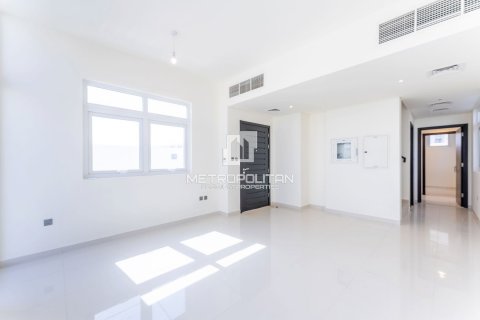 Villa in DAMAC Hills (Akoya by DAMAC), Dubai, UAE 3 bedrooms, 191 sq.m. № 543213 - photo 1