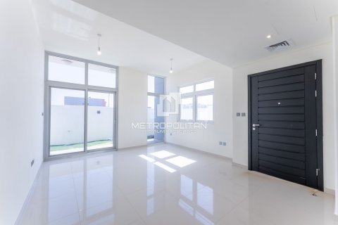 Villa in DAMAC Hills (Akoya by DAMAC), Dubai, UAE 3 bedrooms, 191 sq.m. № 543213 - photo 4