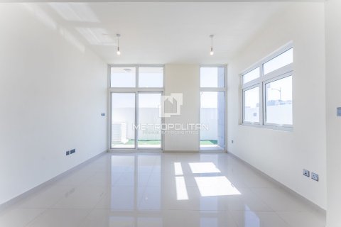 Villa in DAMAC Hills (Akoya by DAMAC), Dubai, UAE 3 bedrooms, 191 sq.m. № 543213 - photo 3