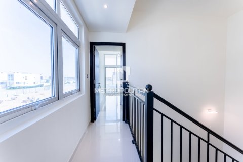 Villa in DAMAC Hills (Akoya by DAMAC), Dubai, UAE 3 bedrooms, 191 sq.m. № 543213 - photo 16