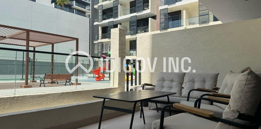 Korter asukohaga Jumeirah Village Circle, Dubai, AÜE: 1 magamistoaga, 70 m² Nr 604201