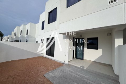 Řadový dům na Yas Island, Abu Dhabi, SAE 3 ložnice, 171 m² Č.: 604691 - fotografie 2