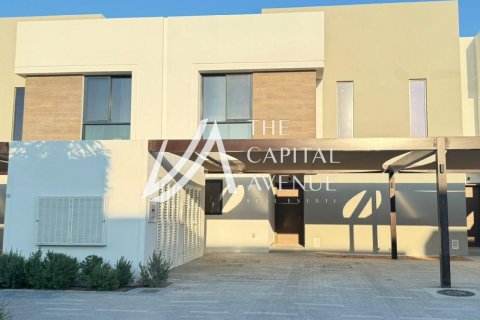 تاون هاوس للإيجار في جزيرة ياس، أبو ظبي، الإمارات العربية المتحدة 3 غرفة نوم ، 171 متر مربع ، رقم 604687 - صورة 1
