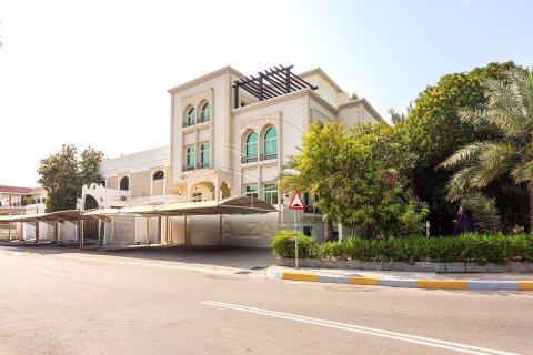 Al Bateen, Abu Dhabi, UAE의 임대용 빌라 침실 8개, 883제곱미터 번호 615545 - 사진 1