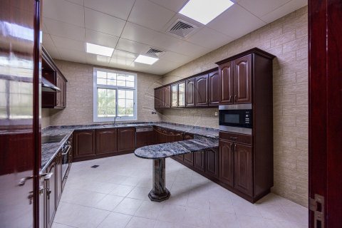 Al Bateen, Abu Dhabi, UAE의 임대용 빌라 침실 8개, 883제곱미터 번호 615545 - 사진 12