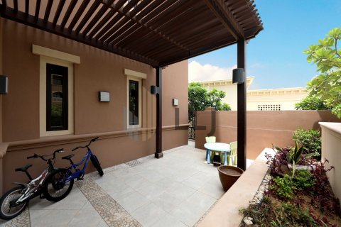 Byt na Saadiyat Island, Abu Dhabi, SAE 3 ložnice, 201.1 m² Č.: 596680 - fotografie 2