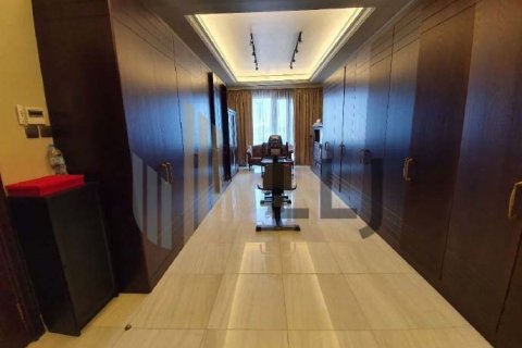 Müüa villa asukohaga Marina Village, Abu Dhabi, AÜE: 5 magamistoaga, 1822.8 m² Nr 596678 - pilt 33