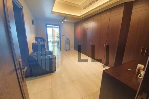 Müüa villa asukohaga Marina Village, Abu Dhabi, AÜE: 5 magamistoaga, 1822.8 m² Nr 596678 - pilt 18