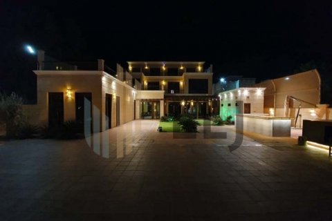 Müüa villa asukohaga Marina Village, Abu Dhabi, AÜE: 5 magamistoaga, 1822.8 m² Nr 596678 - pilt 39