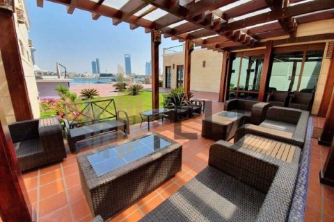 Müüa villa asukohaga Marina Village, Abu Dhabi, AÜE: 5 magamistoaga, 1822.8 m² Nr 596678 - pilt 5