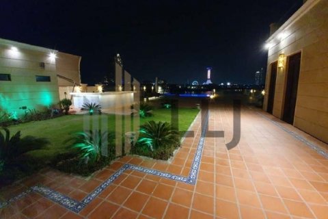 Müüa villa asukohaga Marina Village, Abu Dhabi, AÜE: 5 magamistoaga, 1822.8 m² Nr 596678 - pilt 38