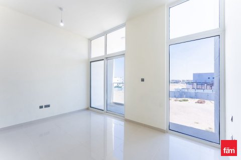 Villa til salg i Dubai, UAE 3 soveværelser, 172.8 kvm № 621692 - foto 12