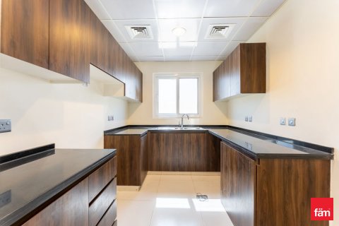 Villa til salg i Dubai, UAE 3 soveværelser, 172.8 kvm № 621692 - foto 24