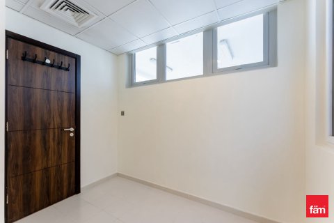 Villa til salg i Dubai, UAE 3 soveværelser, 172.8 kvm № 621692 - foto 4