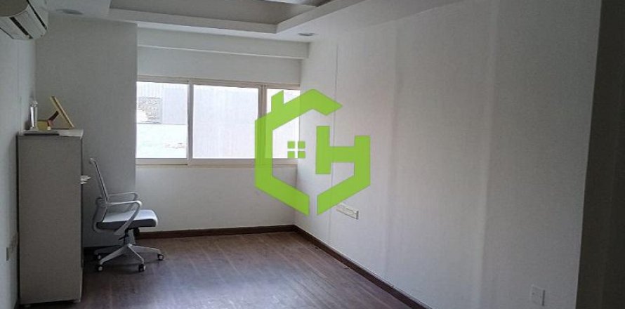 Sklad v Al Quoz, Dubai, SAE 1021.9 m² Č.: 555387