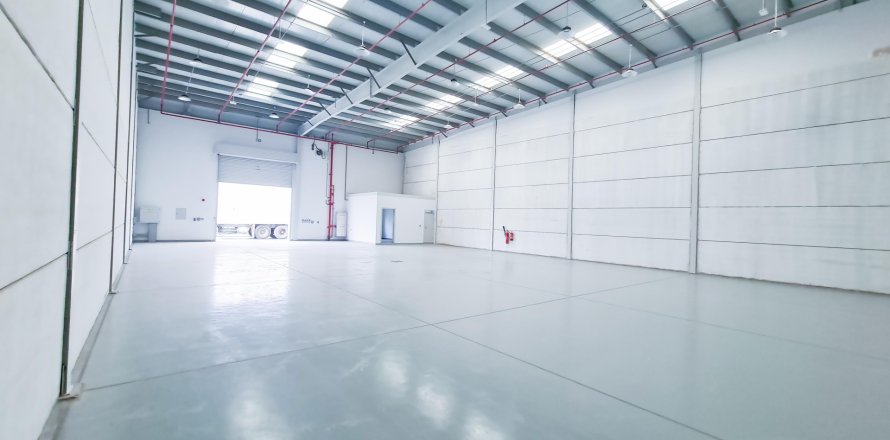 RAK FTZ、Ras Al Khaimah、UAEにある倉庫 400 m2 No551785