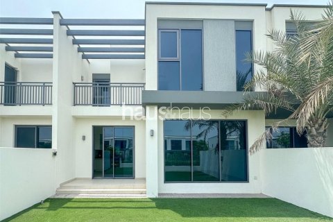 Vilë në Dubai Hills Estate, Dubai, Emiratet e Bashkuara Arabe 4 dhoma gjumi, 210 m2. № 626949 - Foto 2