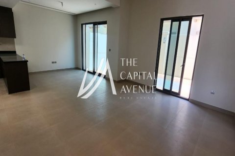 Shtëpi në qytet në Khalifa City, Abu Dhabi, Emiratet e Bashkuara Arabe 3 dhoma gjumi, 150 m2. № 604667 - Foto 2