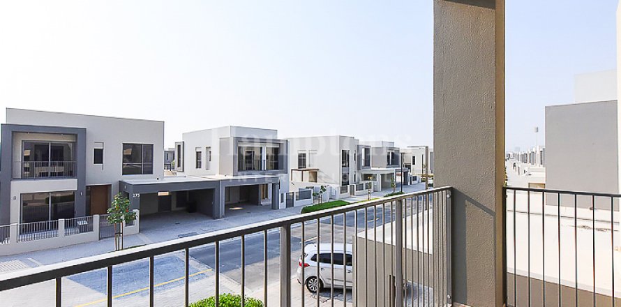 Vila v Dubai Hills Estate, Dubai, SAE 4 ložnice, 327.297 m² Č.: 584878
