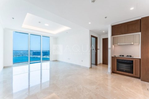 Apartmen di Dubai Harbour, UAE 1 bilik tidur, 67.6 meter persegi № 621185 - foto 1