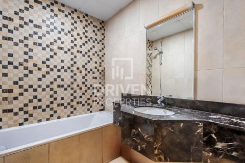 Apartment in Al Furjan, Dubai, UAE 2 bedrooms, 125 sq.m. № 602494 - photo 13