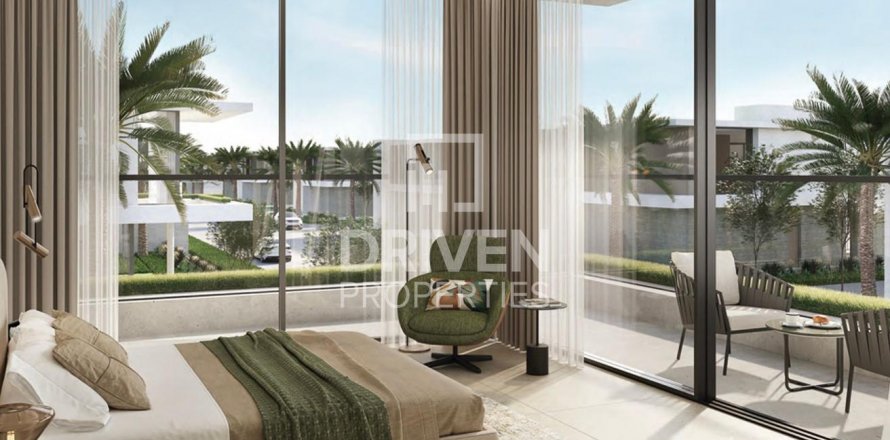 Vilë në Dubai, Emiratet e Bashkuara Arabe 5 dhoma gjumi, 427 m2. № 602478