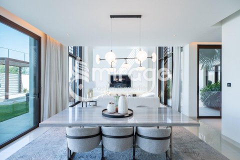 Vilë në Saadiyat Island, Abu Dhabi, Emiratet e Bashkuara Arabe 4 dhoma gjumi, 461 m2. № 597147 - Foto 3