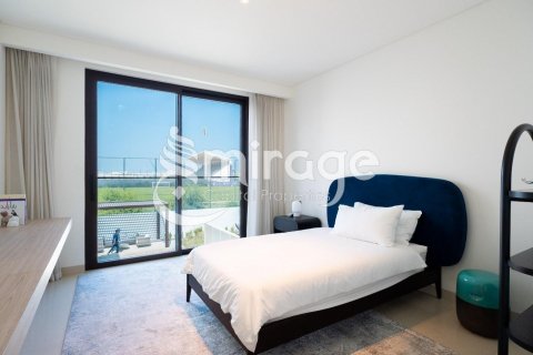 Vilë në Saadiyat Island, Abu Dhabi, Emiratet e Bashkuara Arabe 4 dhoma gjumi, 461 m2. № 597147 - Foto 7