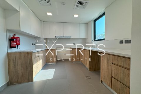 Vila na Yas Island, Abu Dhabi, SAE 4 ložnice, 348 m² Č.: 563248 - fotografie 6