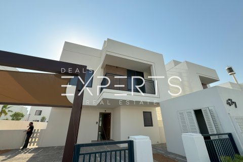 Vila na Yas Island, Abu Dhabi, SAE 4 ložnice, 348 m² Č.: 563248 - fotografie 1