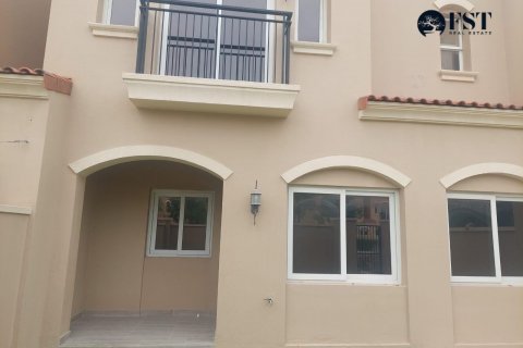 Řadový dům v Dubai Land, SAE 3 ložnice, 196.5 m² Č.: 563243 - fotografie 9