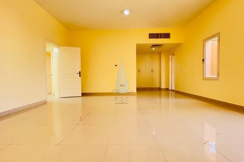 Vila v Muroor Area, Abu Dhabi, SAE 5 ložnice, 464.5 m² Č.: 589241 - fotografie 14